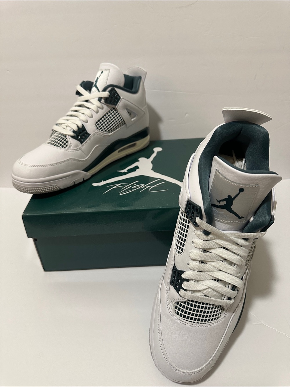 Jordan Retro 4 Men’s Sneakers - White / Dark Green